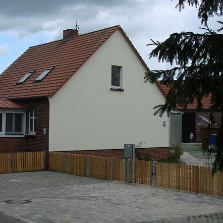 Ferienwohnungen Spiesmacher Strodehne Exteriör bild